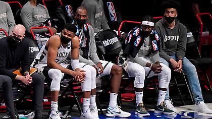 Διασύρθηκαν στο Μπρούκλιν οι Μπακς