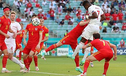 «Μία σου και μία μου», για Ουαλία και Ελβετία!