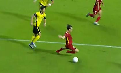 Δεν υπάρχει: Απίθανο-ΜΟΥΦΑ πέναλτι στην Ασία