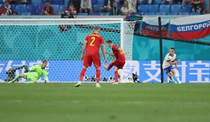 Λάθος του Ζούνιν και 2-0 με Μενιέ το Βέλγιο!