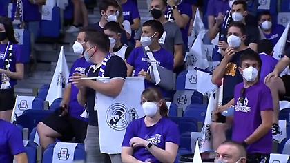 Τρομερή σκηνή: Οπαδοί της Ρεάλ χειροκρότησαν τον Γκασόλ! (video)