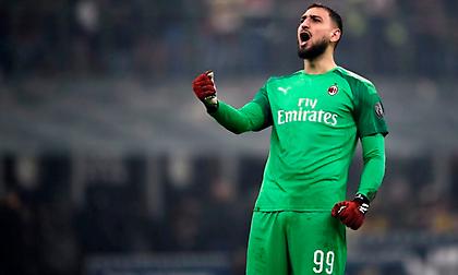 «Υπογράφει στην Παρί Σεν Ζερμέν ο Ντοναρούμα»