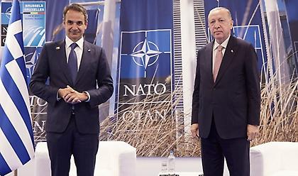 Συνάντηση Μητσοτάκη-Ερντογάν: «Βήμα» για ήσυχο καλοκαίρι, αλλά παραμένουν μεγάλες διαφορές