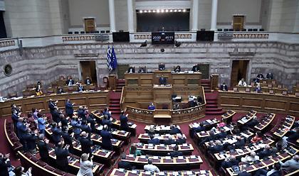 Με 158 «ΝΑΙ» από σύσσωμη την Κ.Ο. της ΝΔ υπερψηφίστηκε το εργασιακό νομοσχέδιο