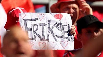 Ανατριχίλα στην Κοπεγχάγη: Είσοδος με το «You 'll never walk alone» αφιερωμένο στον Έρικσεν