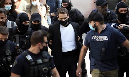 Με αλεξίσφαιρο στον εισαγγελέα ο 33χρονος πιλότος