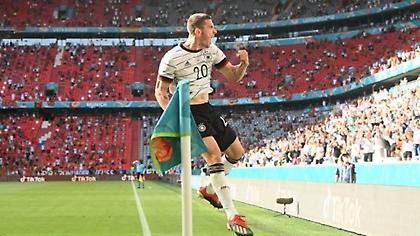 Ρόμπιν Γκόσενς: Η απέχθεια στο ποδόσφαιρο εξελίχθηκε στην αποκαθήλωση του Κριστιάνο