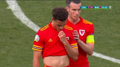 Με δέκα η Ουαλία, αποβλήθηκε ο Αμπάντου!