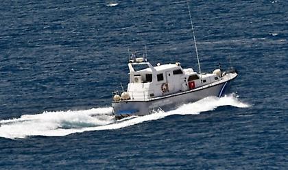 Θεσσαλονίκη: Σκάφος του Λιμενικού περισυνέλεξε 13χρονη χειρίστρια φουσκωτού κανό