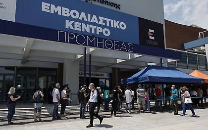 Καπραβέλος: Τι ισχύει για τη δεύτερη δόση εμβολιασμού