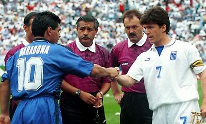 Η... μαύρη πρεμιέρα της Ελλάδας σε Μουντιάλ