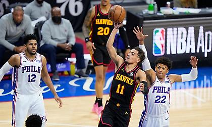 Άλωσαν τη Φιλαδέλφεια και παίζουν με Μπακς οι Χοκς