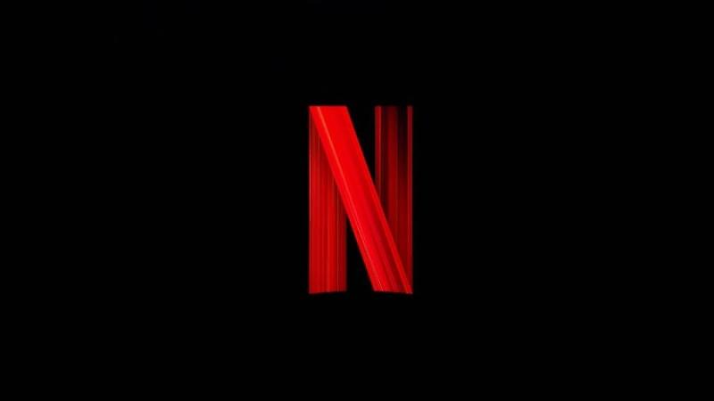 Το πρώτο τρέιλερ από το «Καστανάνθρωπος» του Netflix