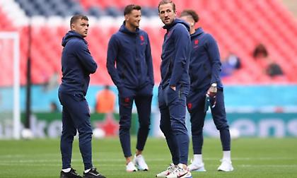 Οι ενδεκάδες στο Τσεχία-Αγγλία