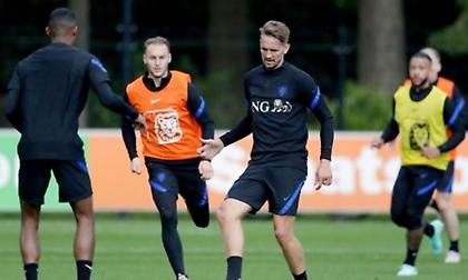 Τραυματίστηκε και χάνει το υπόλοιπο Euro ο Ντε Γιόνγκ!