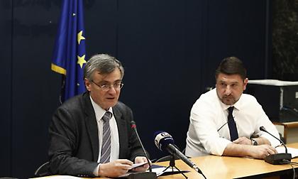 Συναγερμός για την μετάλλαξη Δέλτα στην Κρήτη: Έκτακτη σύσκεψη με Χαρδαλιά και Τσιόδρα