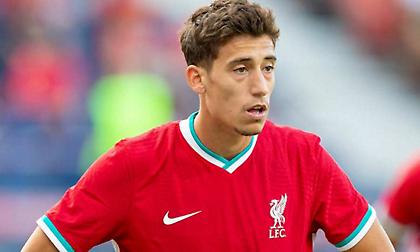 Κοιτάζει και Τσιμίκα η Νάπολι