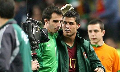 Το «Να σπάσουμε τα πόδια του Κριστιάνο!» και η απάντηση στο γήπεδο