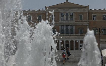 Καιρός: Κορυφώνεται το κύμα καύσωνα – Θερμοκρασίες έως 43 βαθμούς