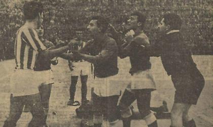 Αποδοκιμασίες, σκοτάδι και διακοπή: Ο τελικός Κυπέλλου που δεν έληξε… ποτέ!