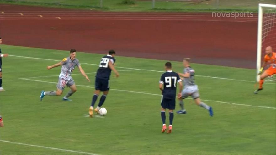 Κοντά στο γκολ δις ο Τικίνιο