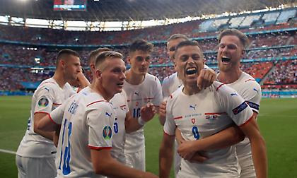 Μυθική Τσεχία, έστειλε... σπίτι της την Ολλανδία!