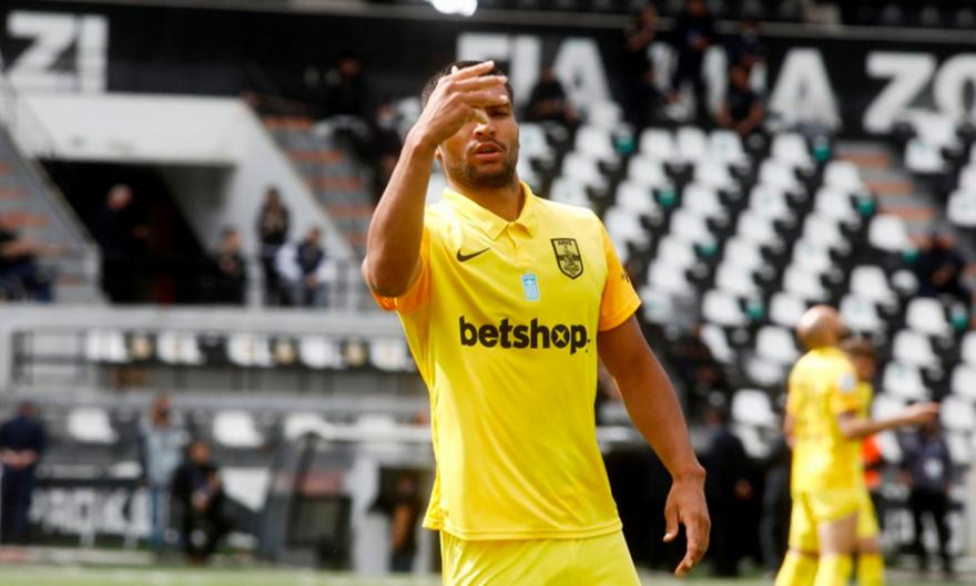 «Έχει συμφωνήσει με Λέγκια ο Ροζ»