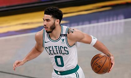 Τέιτουμ: «Έπρεπε να είμαι στις καλύτερες πεντάδες, έχασα 33 εκατ. δολάρια»