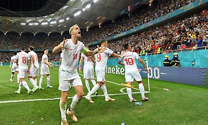 Λίνεκερ: «Η καλύτερη ημέρα του ποδοσφαίρου. Απίστευτες σκηνές»