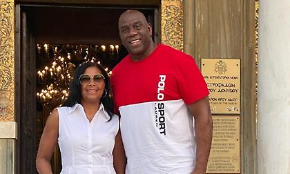 Συνεχίζει τις διακοπές στα Επτάνησα ο Μάτζικ Τζόνσον - Επισκέφτηκε τον Άγιο Διονύσιο στη Ζάκυνθο