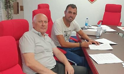 Υπέγραψε στον Ερυθρό Αστέρα ο Κρίστιτσιτς