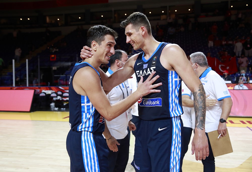 Εθνική: Τα πανηγυρικά κλικ του θριάμβου