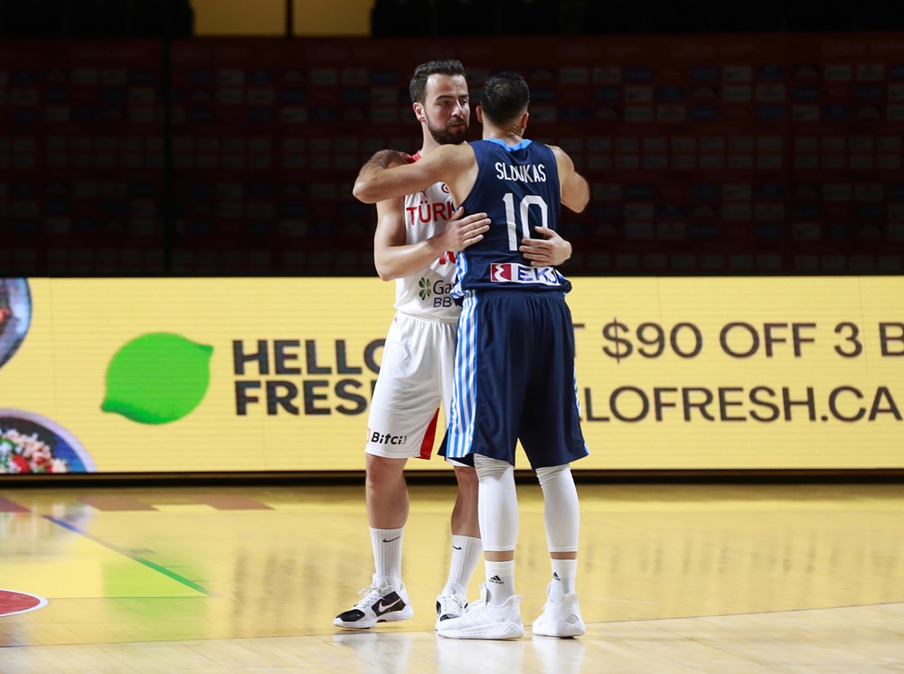 Εθνική: Τα πανηγυρικά κλικ του θριάμβου