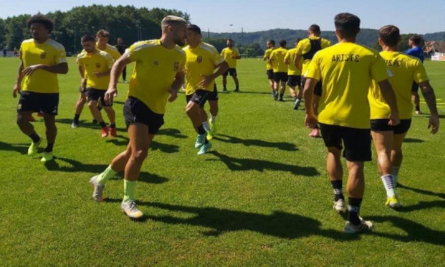 Μέσα δύο, εκτός ο Κουέστα στον Άρη