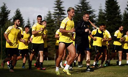 Λοκομοτίβ Μόσχας-Άρης 1-2