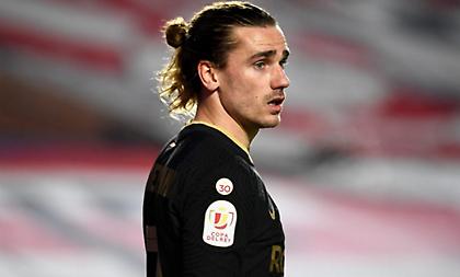 H Konami... έδιωξε τον Γκριεζμάν μετά τα ρατσιστικά σχόλια με τον Ντεμπελέ!