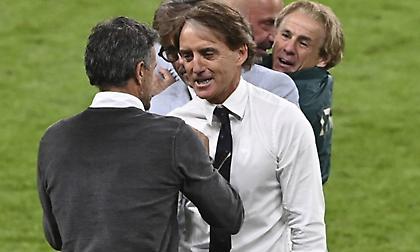 Μαντσίνι: «Πρέπει να  νικήσουμε και στον τελικό για να πανηγυρίσουμε»