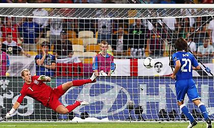 Θα τα... πουν για τρίτη φορά σε τελική φάση Euro Ιταλοί και Άγγλοι