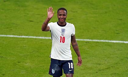 Βαρούχας στον bwinΣΠΟΡ FM 94,6: «Δεν υπάρχει καμία παράβαση στον Στέρλινγκ»