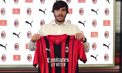 Στη Μίλαν ο Τονάλι