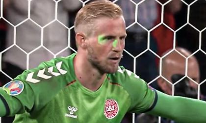 Ο Σμάιχελ είχε διαμαρτυρηθεί στον διαιτητή για το λέιζερ κατά τη διάρκεια του ματς