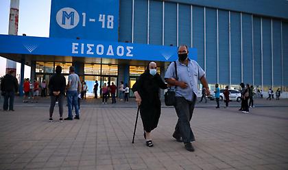 Spiegel: Σαν ρολόι στην Ελλάδα ο εμβολιασμός