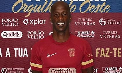 Συνεχίζει το ποδόσφαιρο στα 39 του ο Εντίνιο