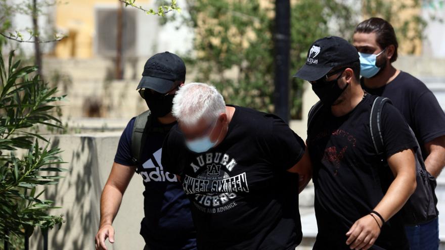 Βαρύτατες κατηγορίες σε αστυνομικό & πατέρα για τη 19χρονη
