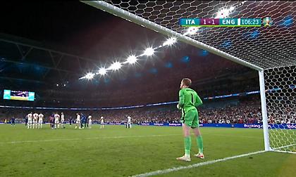 Έπιασε την απευθείας εκτέλεση φάουλ του Μπερναρντέσκι ο Πίκφορντ