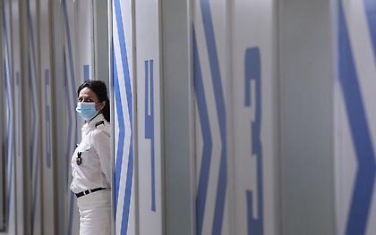 Εμβολιασμός: Ποινές σε αρνητές, πρόστιμα σε παραβάτες μέτρων