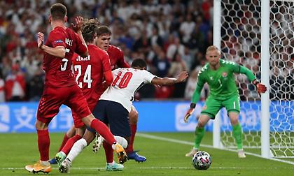 VARίστας του Αγγλία-Δανία για το πέναλτι: «Αυστηρή απόφαση, αλλά…»