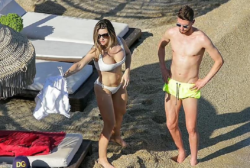 Στη Μύκονο μετά την κατάκτηση του Euro ο Ζορζίνιο