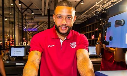 Φόρεσε τα… μπλαουγκράνα ο Ντεπάι! (video)