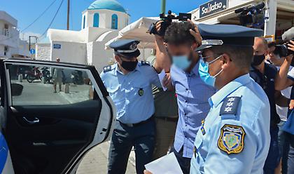 Έγκλημα στην Φολέγανδρο - 30χρονος: «Συλλυπητήρια και καλή δύναμη στην οικογένεια της Γαρυφαλλιάς»